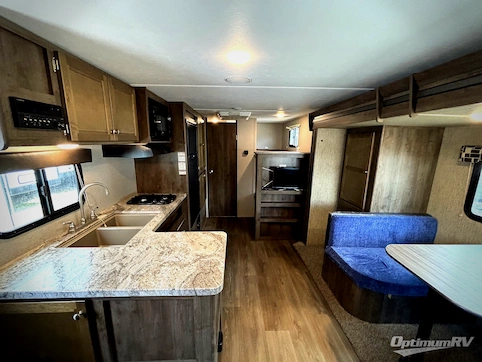 2018 Dutchmen Coleman Light LX 2155BH RV Photo 2