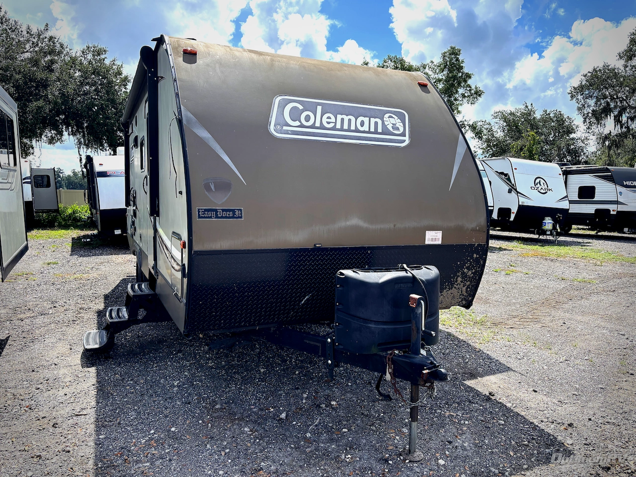 2018 Dutchmen Coleman Light LX 2155BH Photo 1