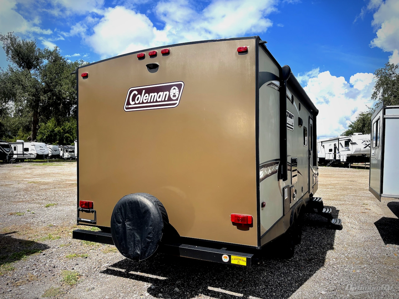 2018 Dutchmen Coleman Light LX 2155BH Photo 2