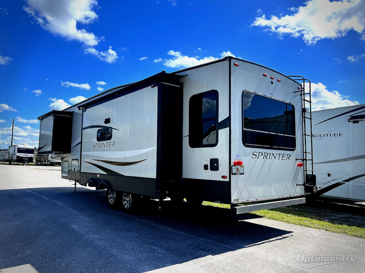2021 Keystone Sprinter Limited 3160RLS Photo 2