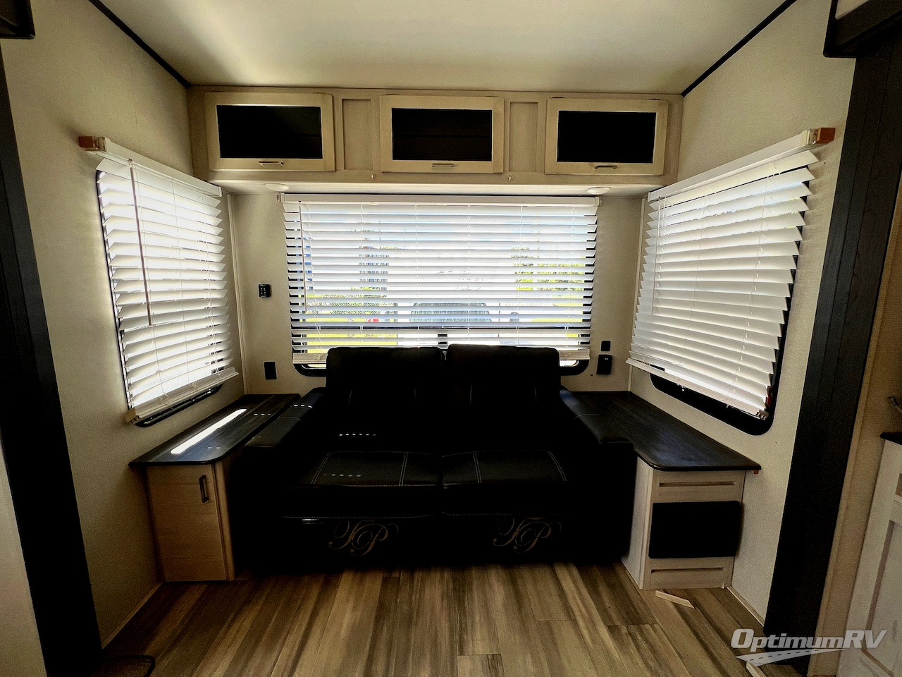 2021 Keystone Sprinter Limited 3160RLS Photo 8