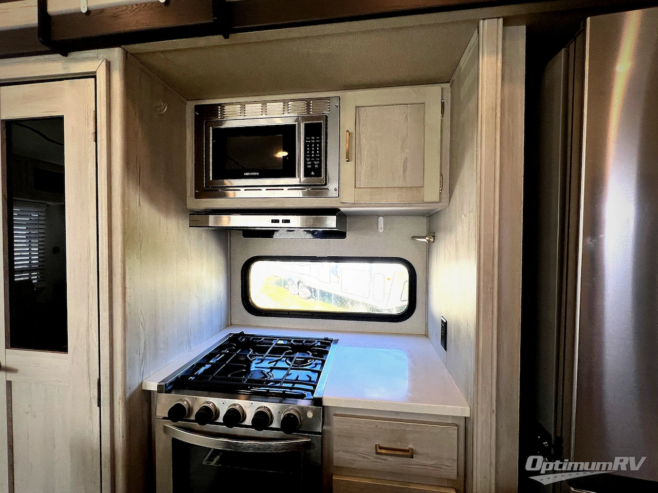 2021 Keystone Sprinter Limited 3160RLS Photo 13