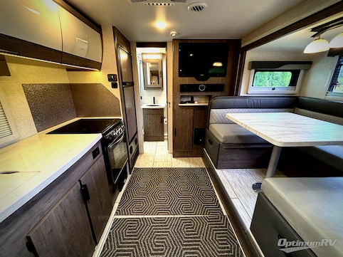 2022 Lance Lance Travel Trailers 1985 RV Photo 2