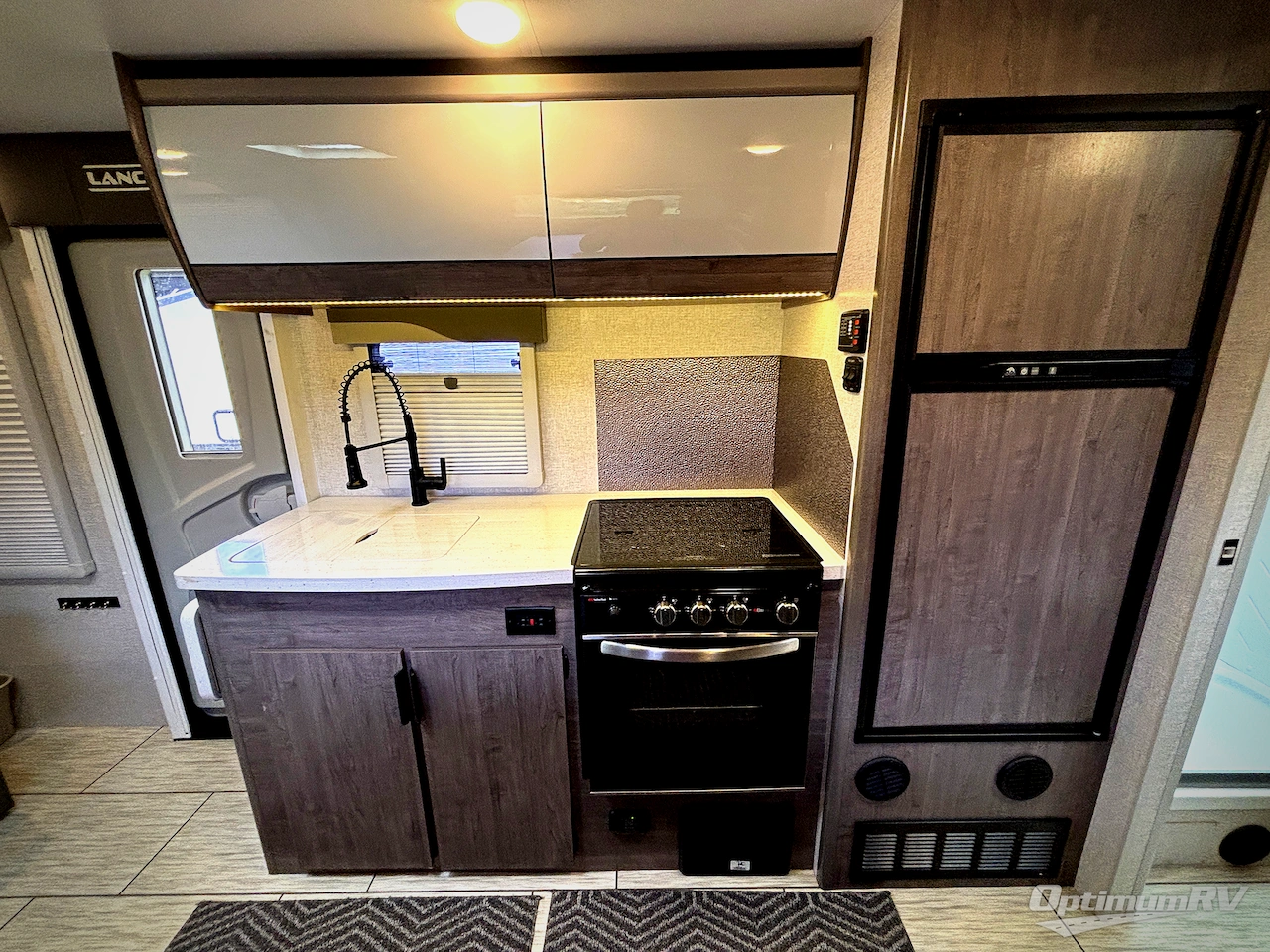 2022 Lance Lance Travel Trailers 1985 Photo 6