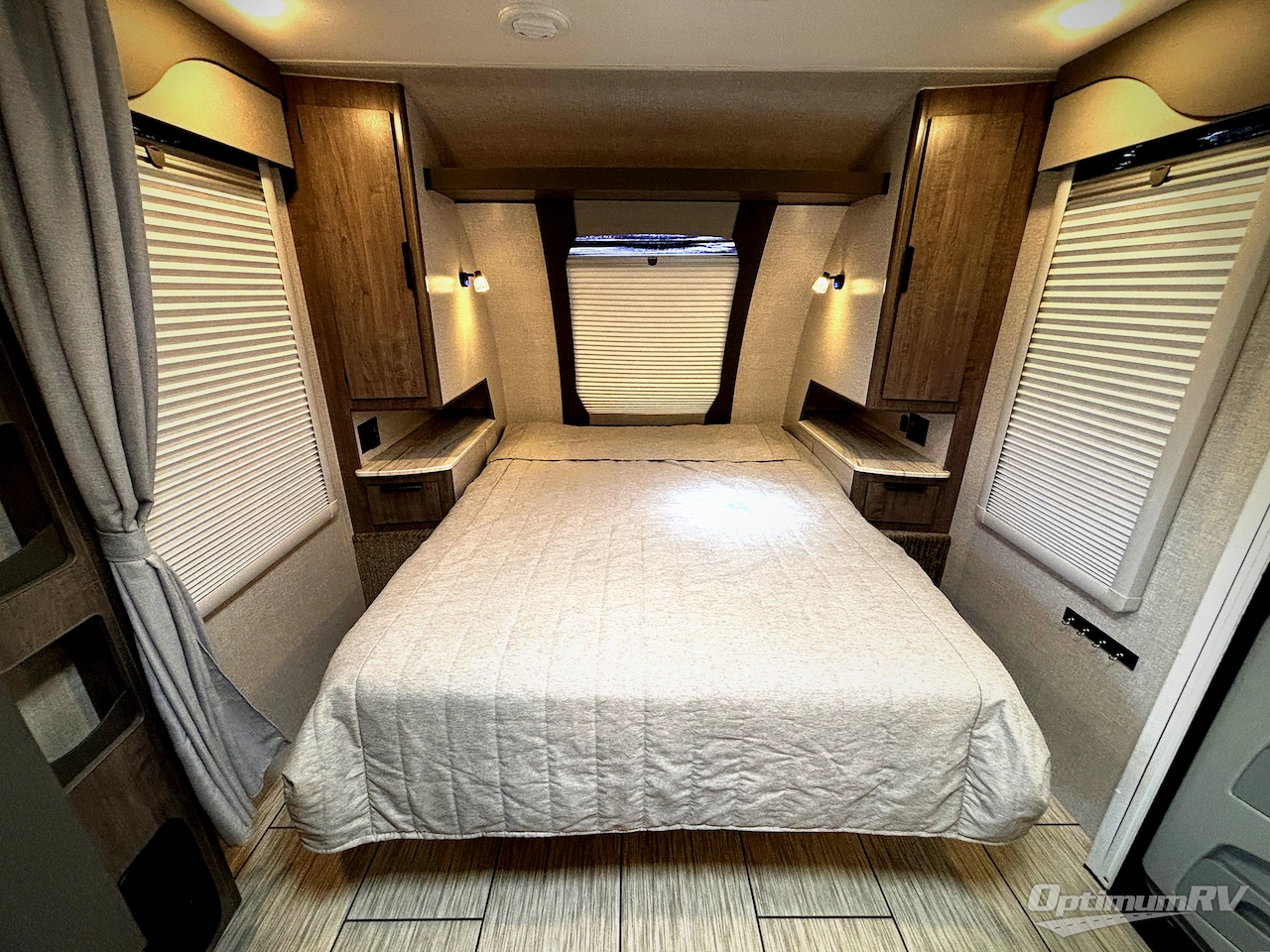 2022 Lance Lance Travel Trailers 1985 Photo 8