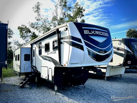 Used 2022 Heartland ElkRidge 37DRB Featured Photo