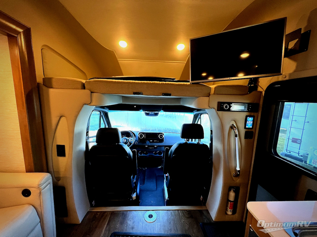2020 Tiffin Wayfarer 25RW Photo 7