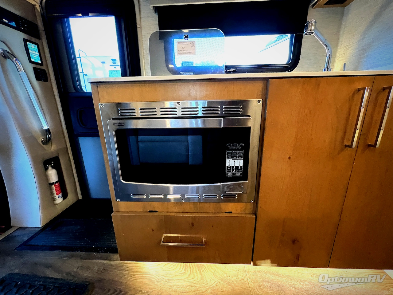 2020 Tiffin Wayfarer 25RW Photo 12