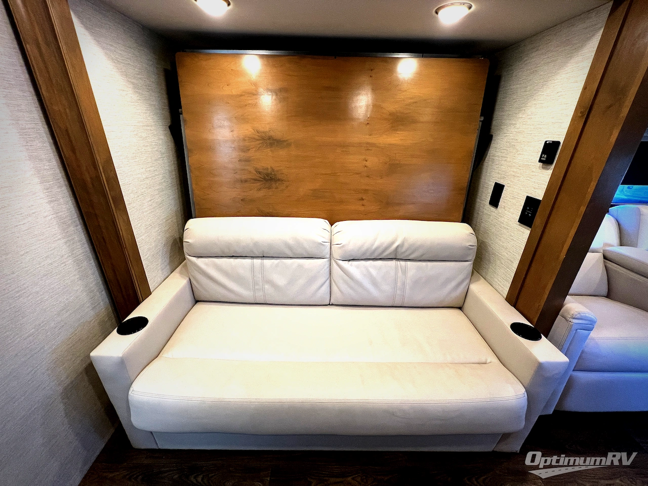2020 Tiffin Wayfarer 25RW Photo 15