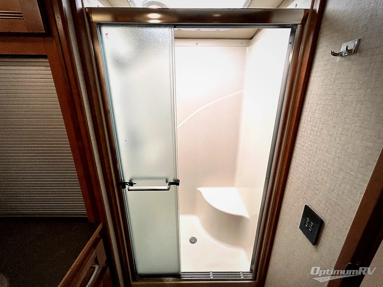2017 Winnebago Forza 38W Photo 21