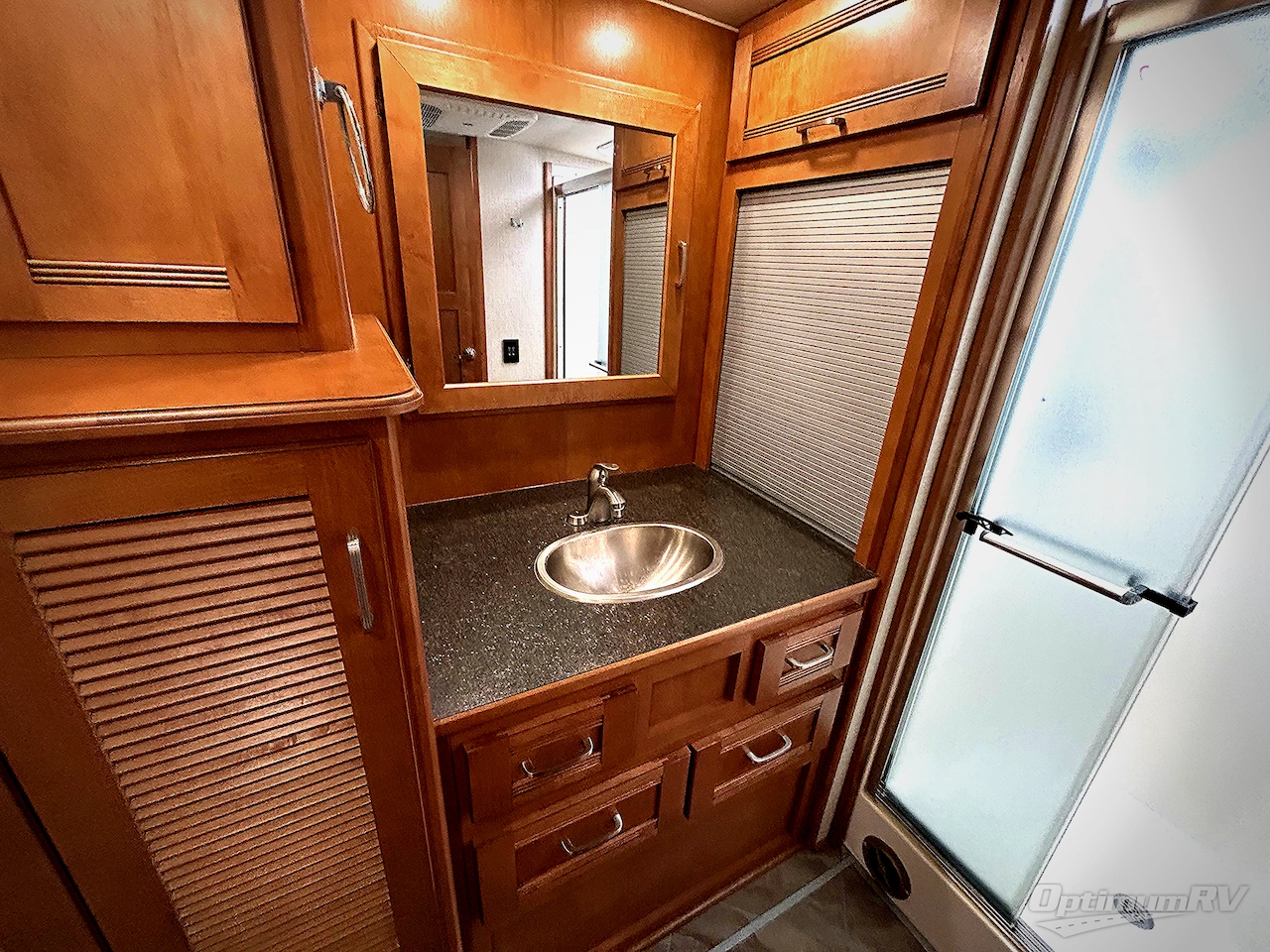2017 Winnebago Forza 38W Photo 22