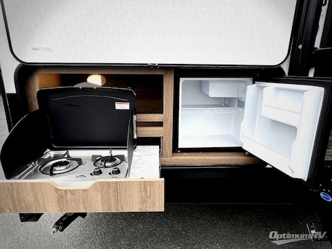 2022 Grand Design Imagine 2910BH RV Photo 4