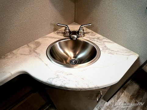 2022 Grand Design Imagine 2910BH RV Photo 3