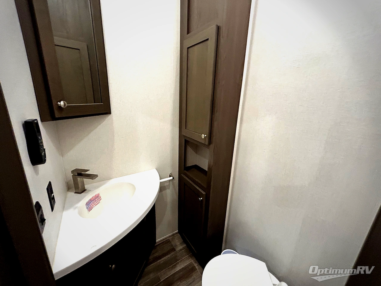2022 Palomino Columbus 383FB Photo 18