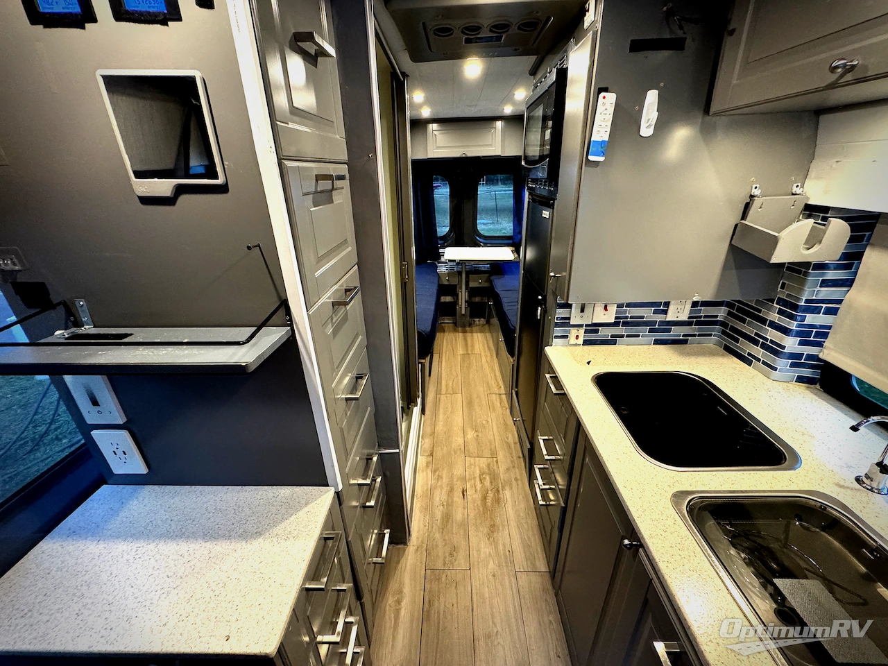 2019 Sportsmobile ProMaster 161P Photo 4