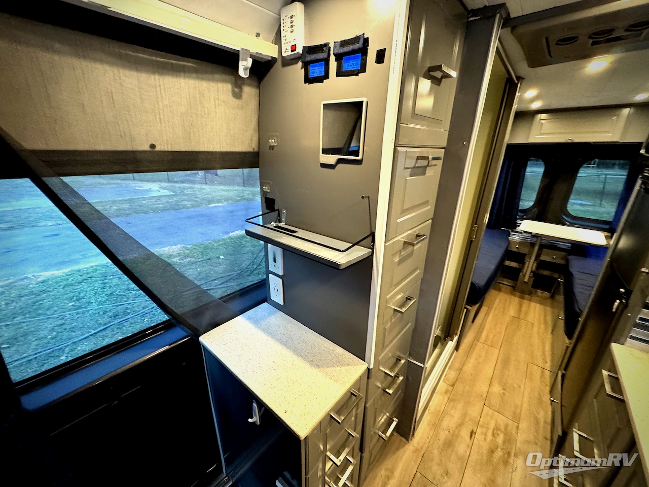 2019 Sportsmobile ProMaster 161P Photo 11