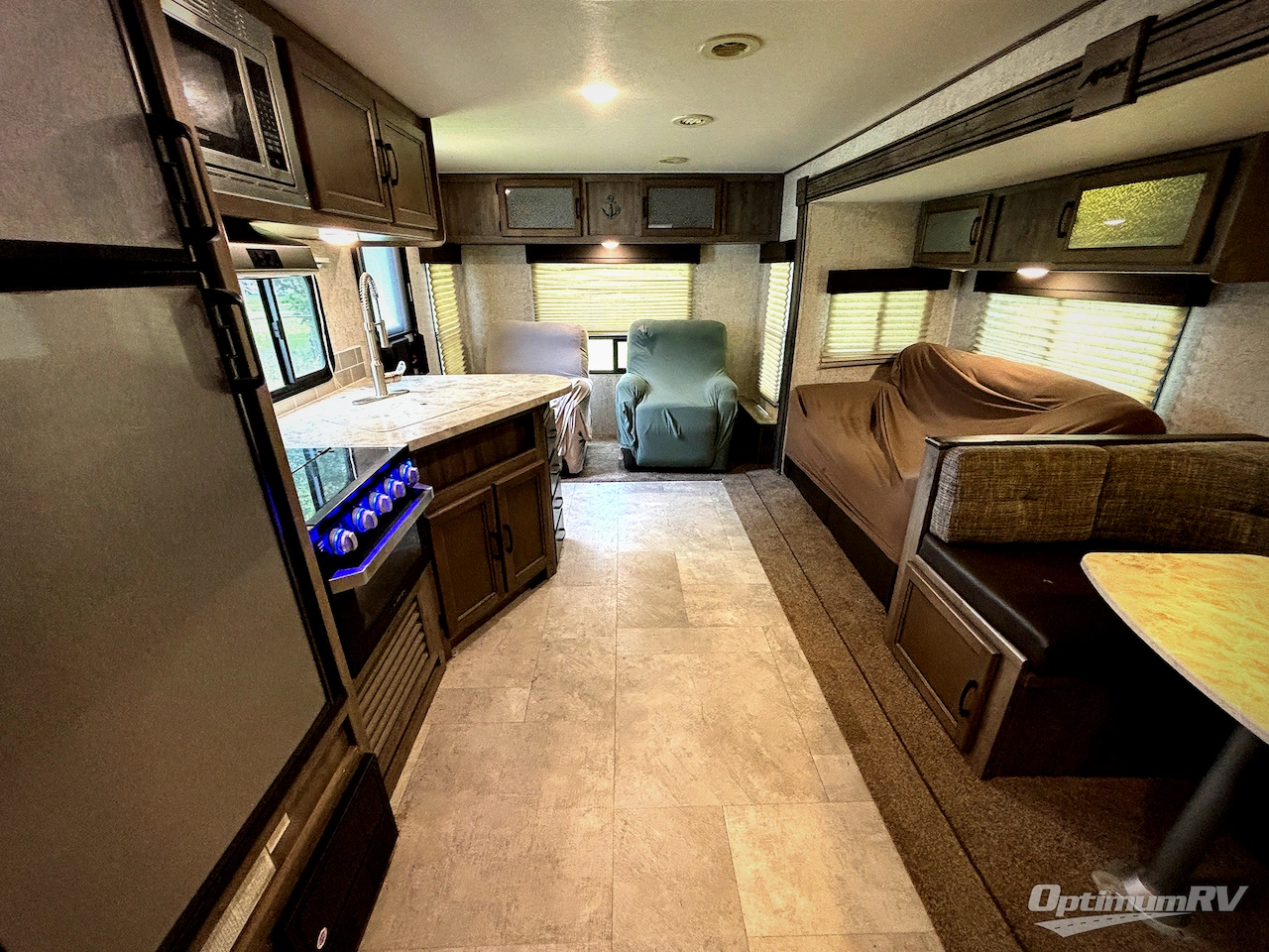 2020 Coachmen Apex Ultra-Lite 279RLSS Photo 4