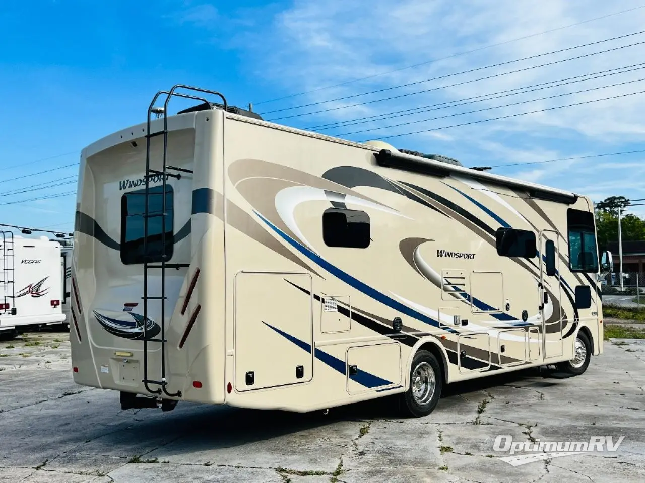 2018 Thor Windsport 31S Photo 2