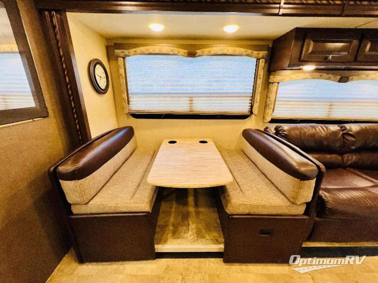 2018 Thor Windsport 31S Photo 7