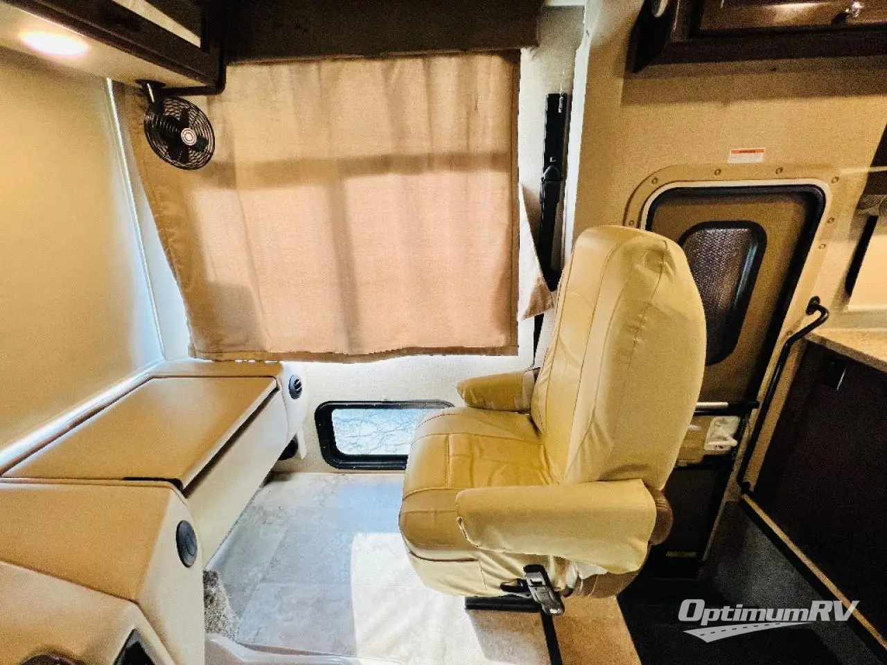 2018 Thor Windsport 31S Photo 14