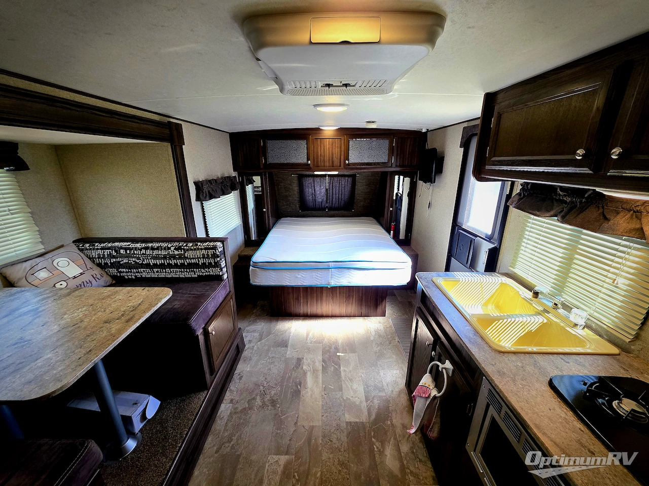 2018 Coachmen Apex Nano 191RBS Photo 5