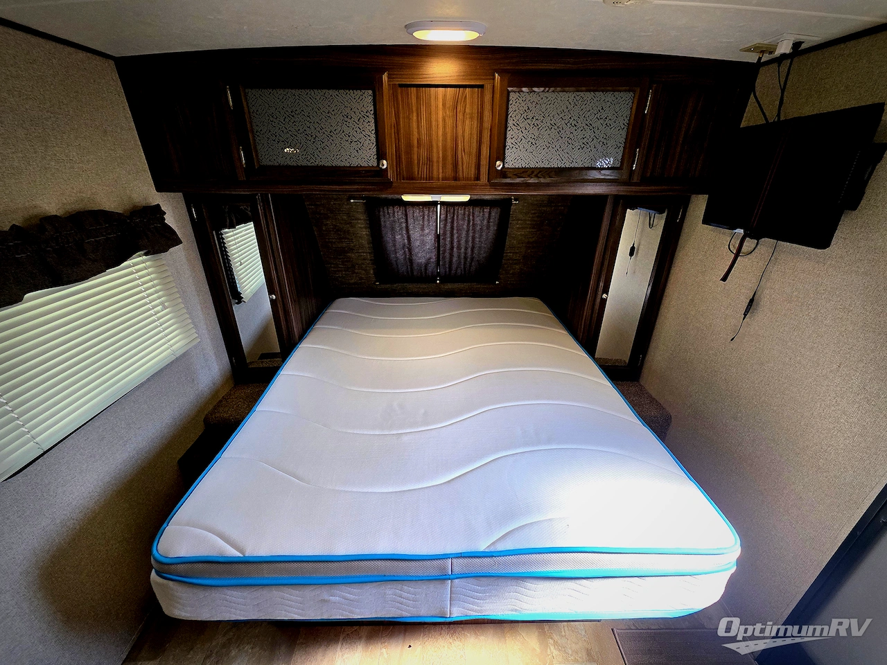2018 Coachmen Apex Nano 191RBS Photo 7