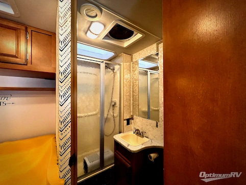 2016 Itasca Spirit 22R RV Photo 4