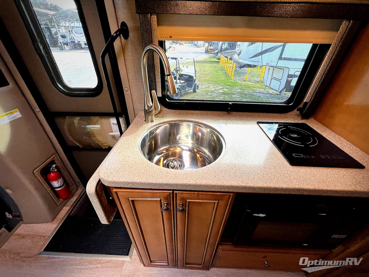 2018 Thor Synergy TT24 Photo 10