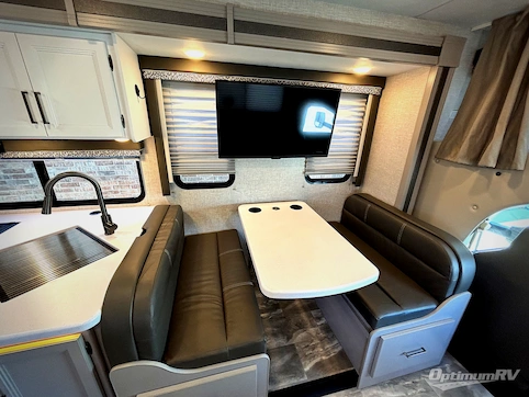 2024 Thor Quantum LC LC28 RV Photo 4