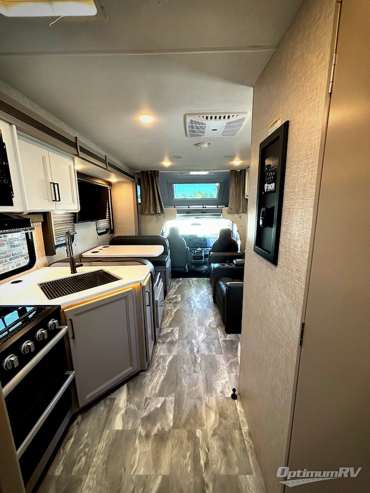 2024 Thor Quantum LC LC28 Photo 7