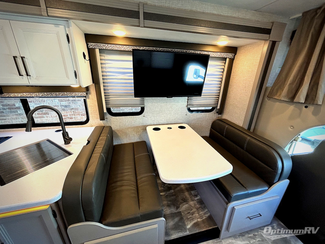 2024 Thor Quantum LC LC28 Photo 19