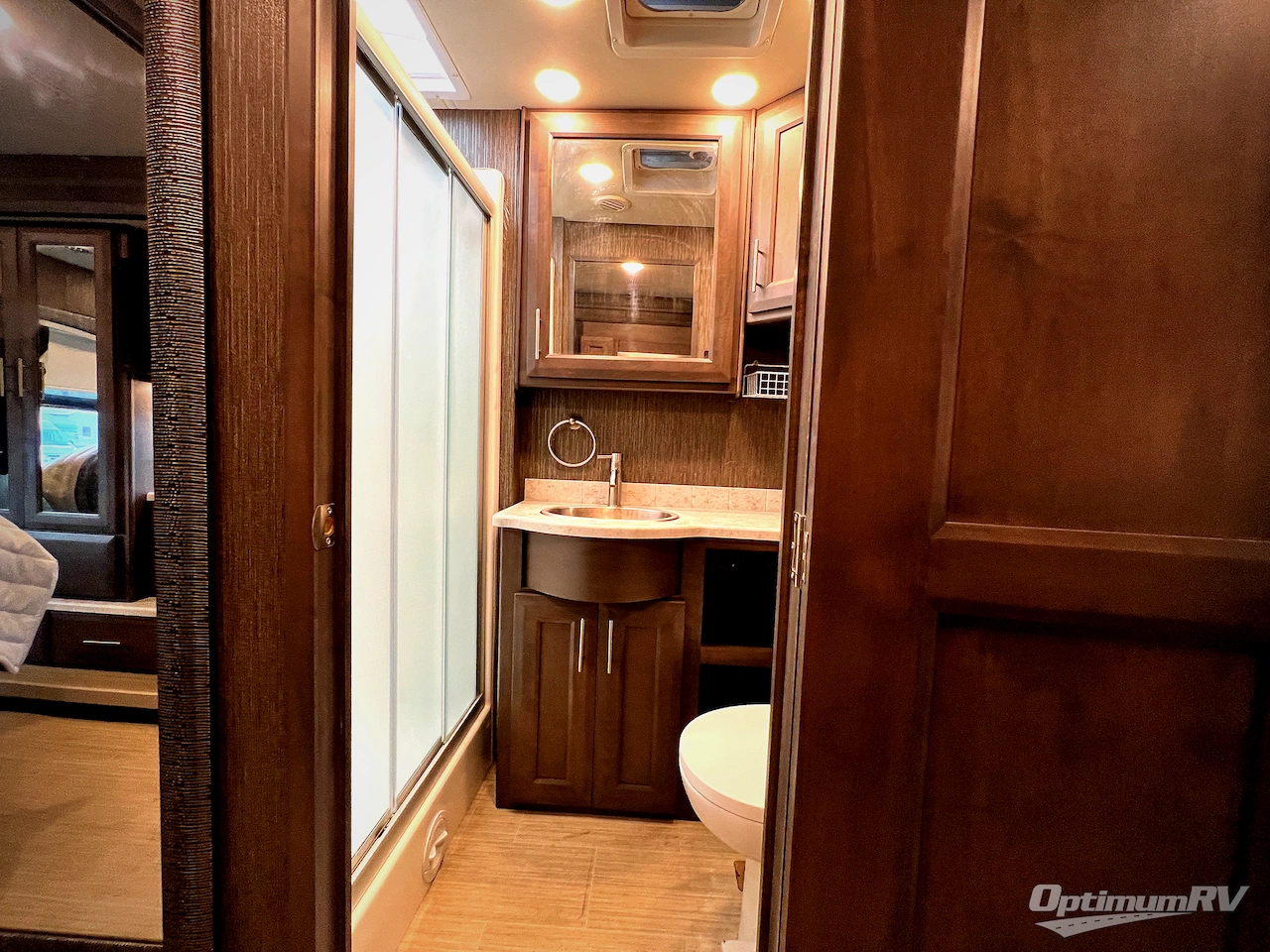 2021 Thor Challenger 35MQ Photo 21