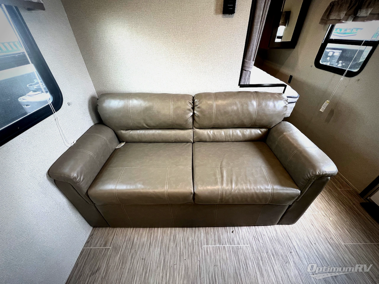2019 Prime Time Avenger ATI 26BK Photo 4