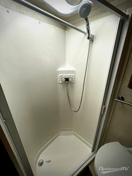 2016 Winnebago View 24V RV Photo 3