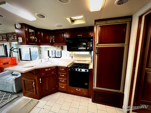 2001 Newmar Dutch Star 3852 RV Photo 3