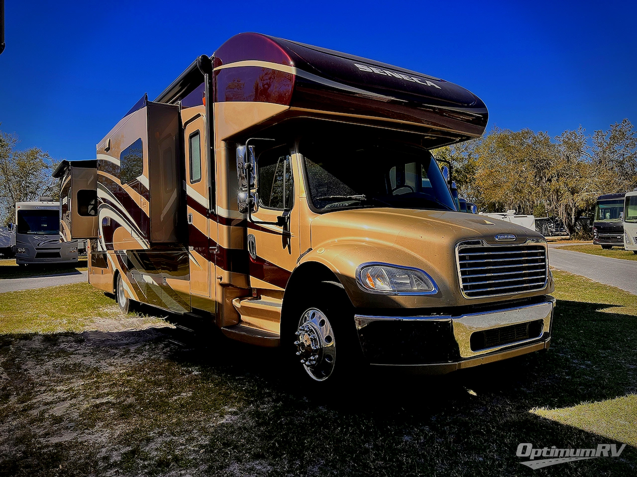 2014 Jayco Seneca 37TS Photo 1