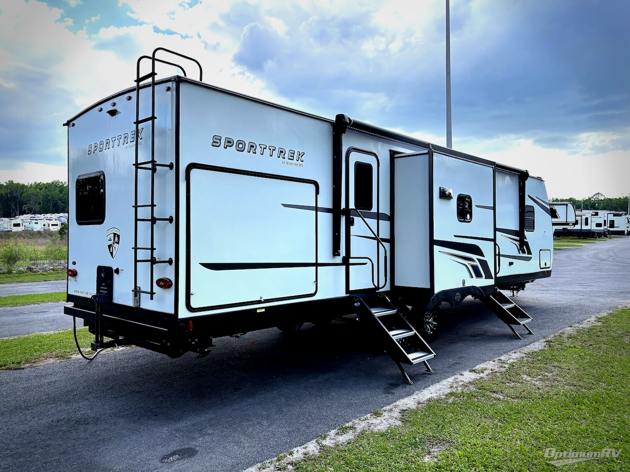 2025 Venture SportTrek ST333VIK Photo 3