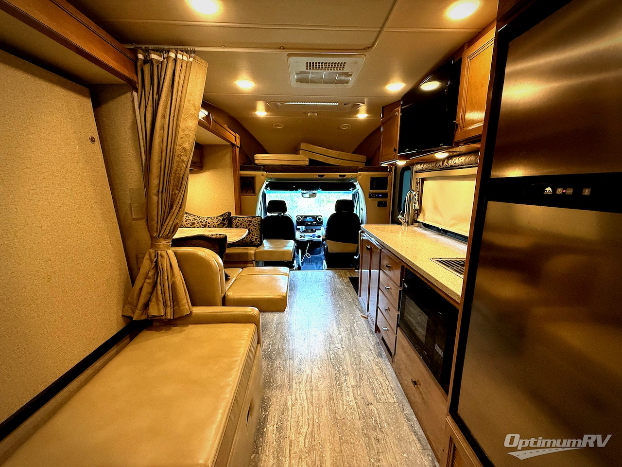 2020 Thor Siesta Sprinter 24MB Photo 2