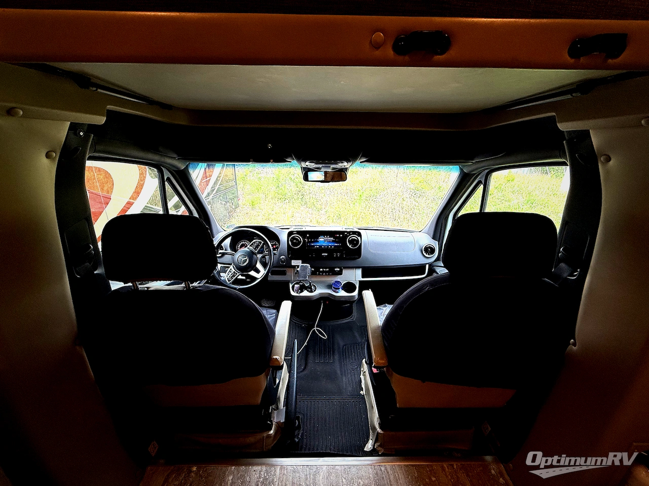 2020 Thor Siesta Sprinter 24MB Photo 3