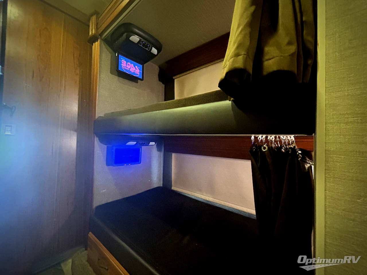 2017 Jayco Seneca 37FS Photo 15