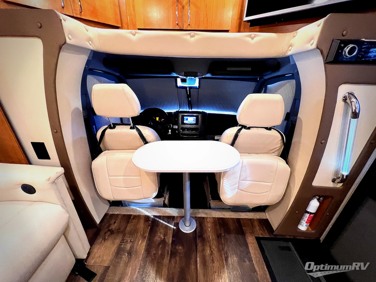 2019 Tiffin Wayfarer 24BW Photo 11