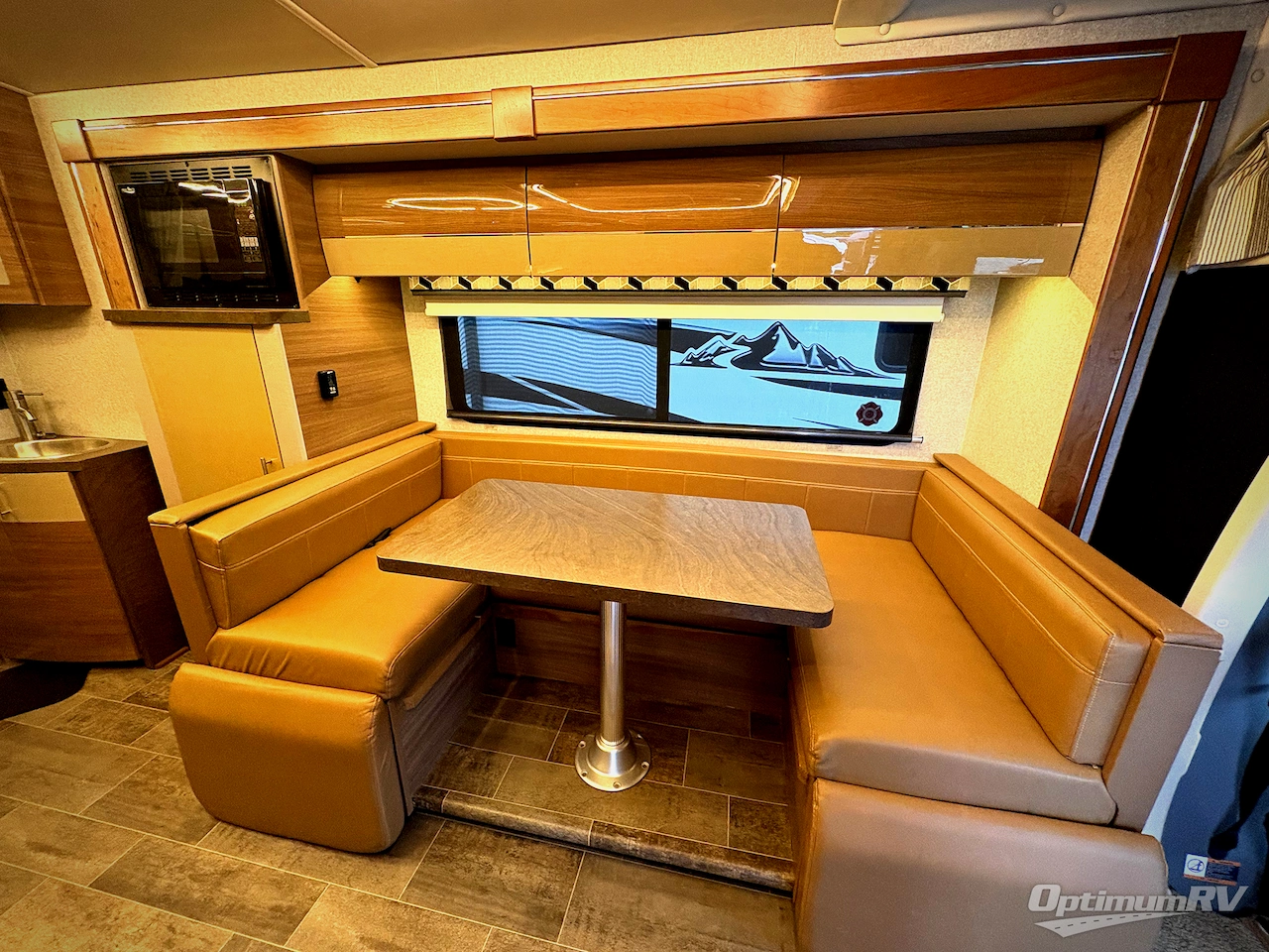 2018 Winnebago View 24J Photo 10