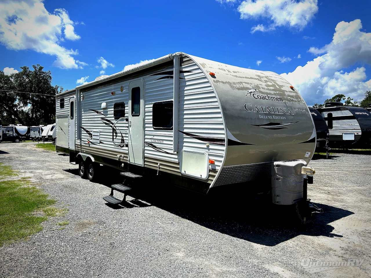 2013 Coachmen Catalina Deluxe Edition 32BHDS Photo 1