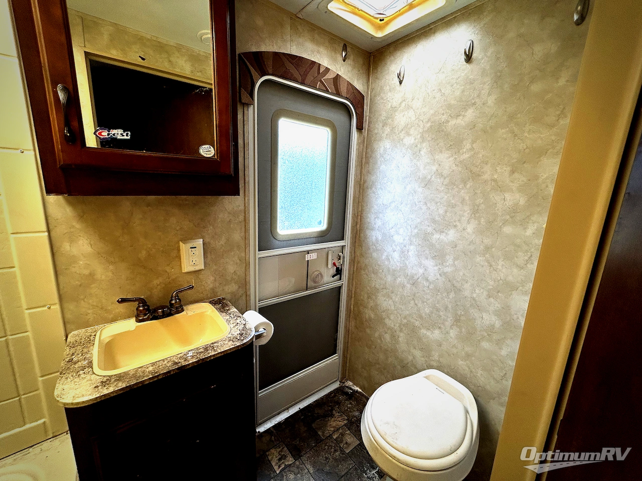 2013 Coachmen Catalina Deluxe Edition 32BHDS Photo 13