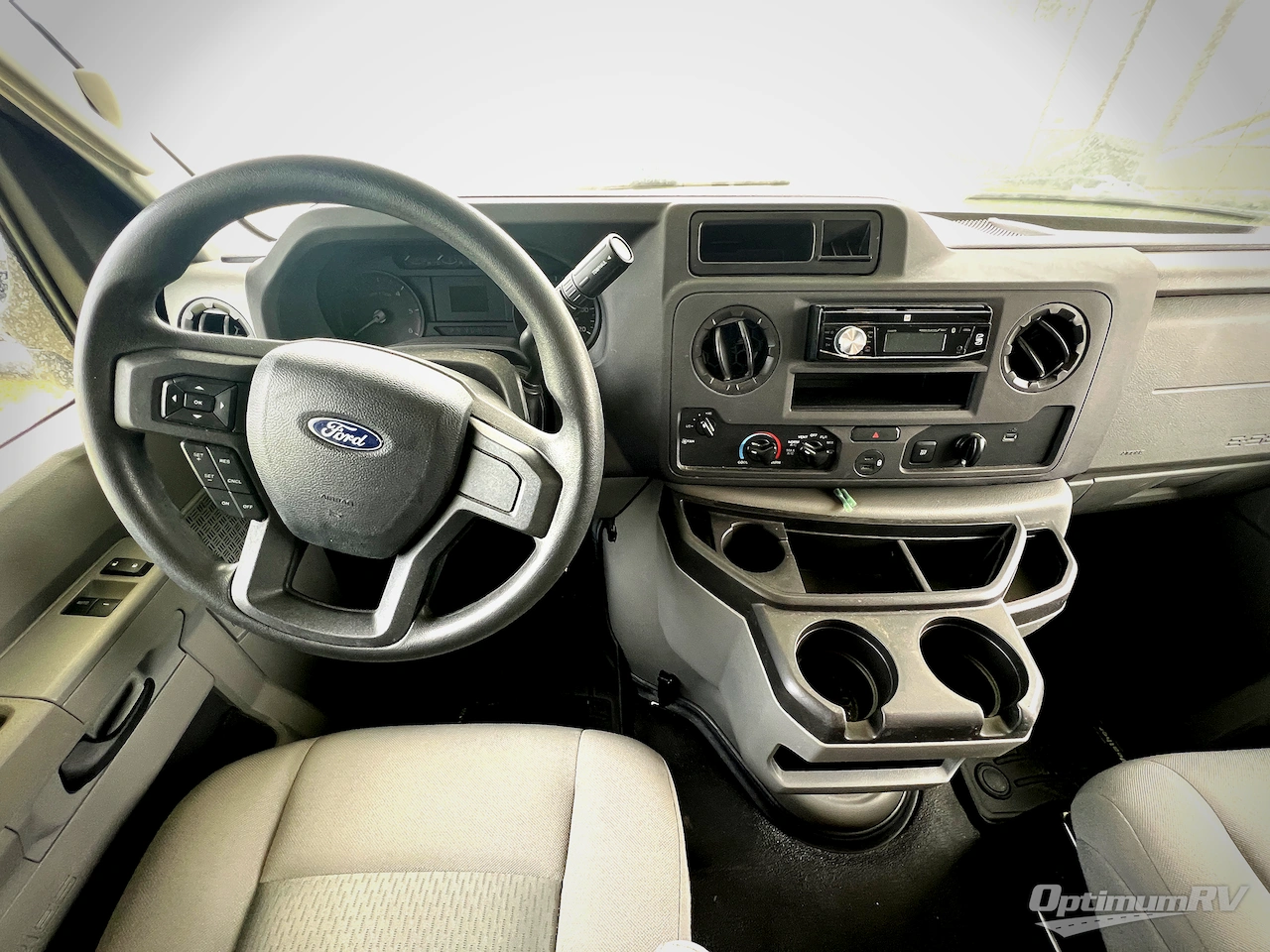 2021 Coachmen Freelander 21QB  Ford 350 Photo 7