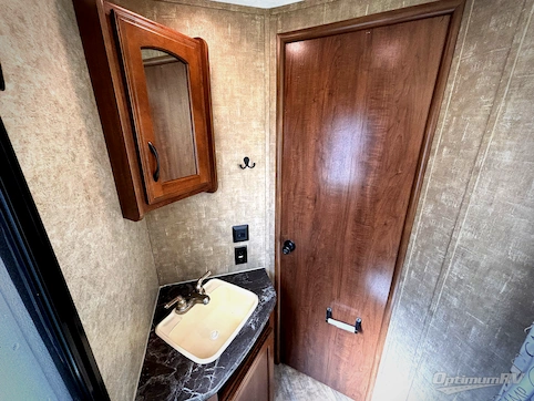 2016 Jayco White Hawk 24MBH RV Photo 4
