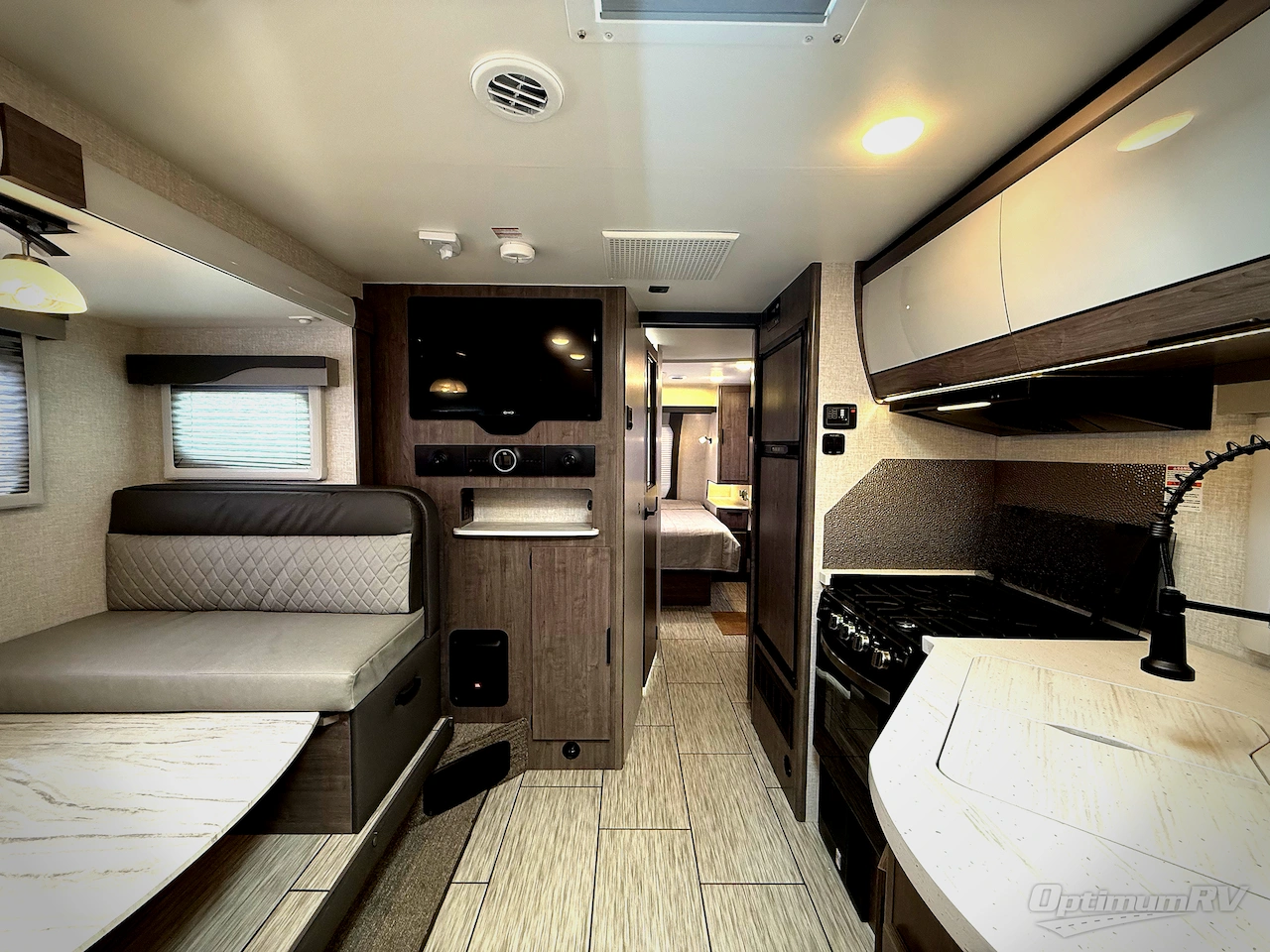 2023 Lance Lance Travel Trailers 2375 Photo 6