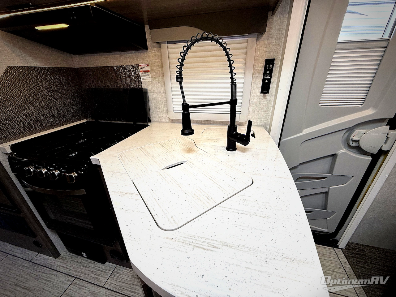 2023 Lance Lance Travel Trailers 2375 Photo 17