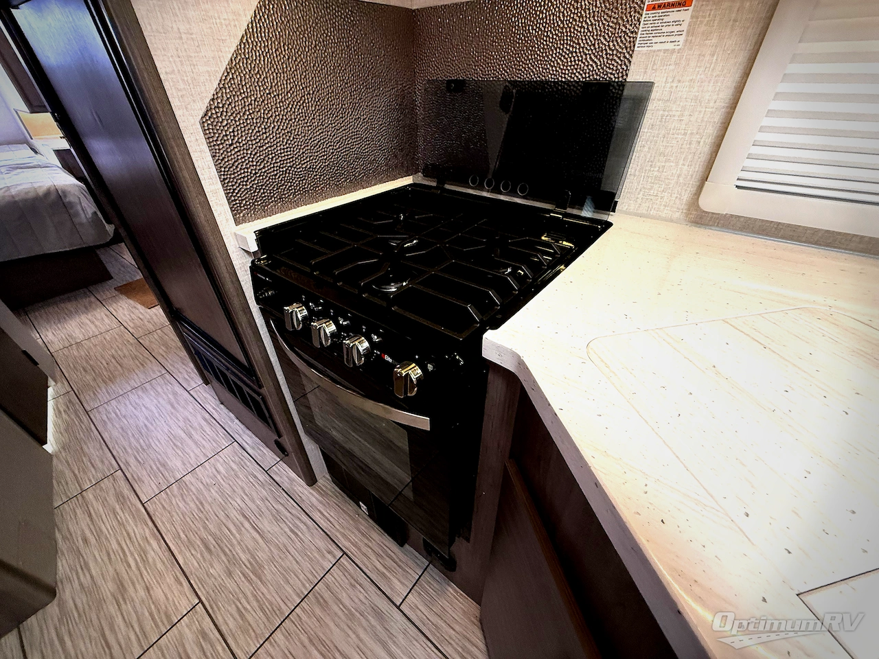 2023 Lance Lance Travel Trailers 2375 Photo 18
