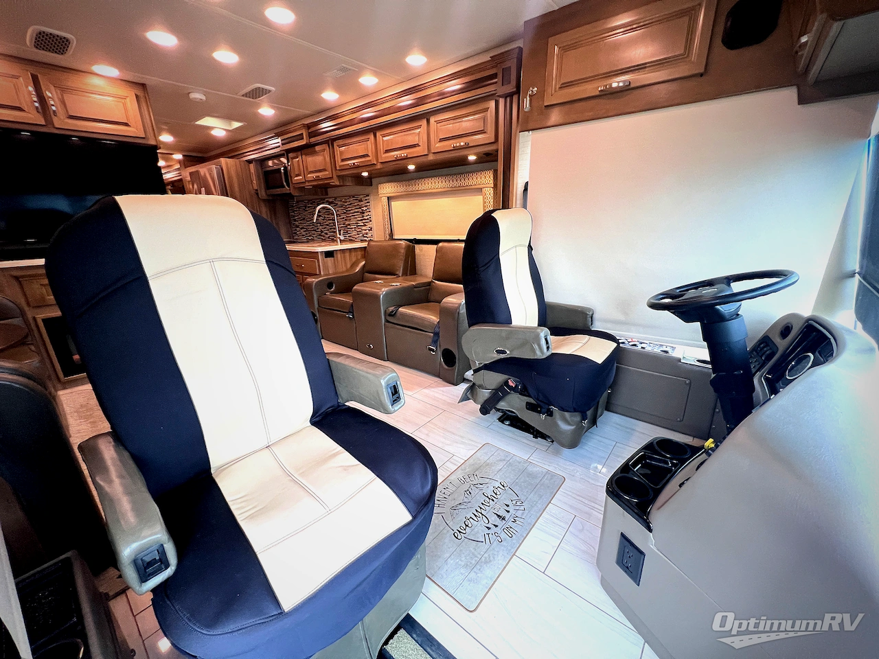 2019 Jayco Embark 37MB Photo 5